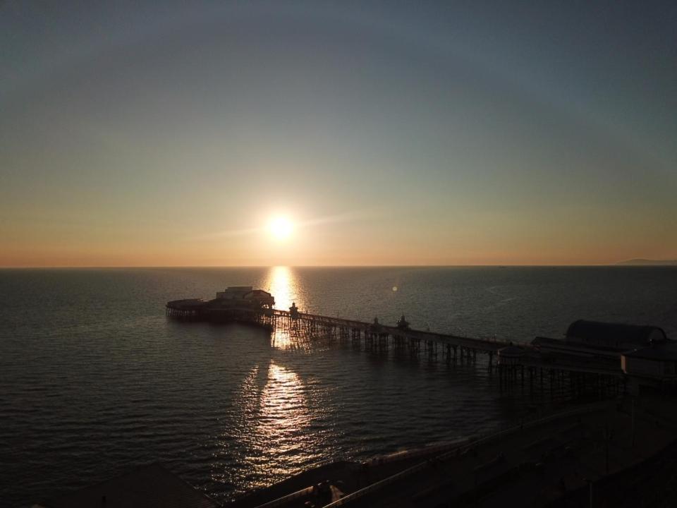 Valdene Hotel Blackpool Exteriör bild